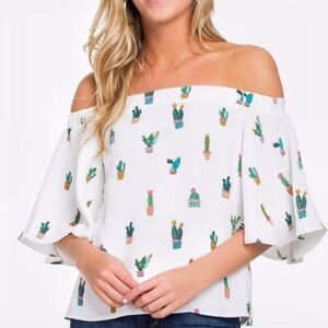 DO+BE Women’s Cactus Novelty Print Off Shoulder Ruffle Sleeve Top Size Large